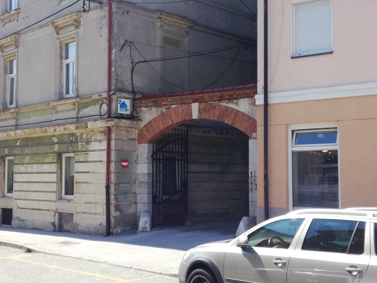 City Center Blue Sky House Postojna Exterior foto
